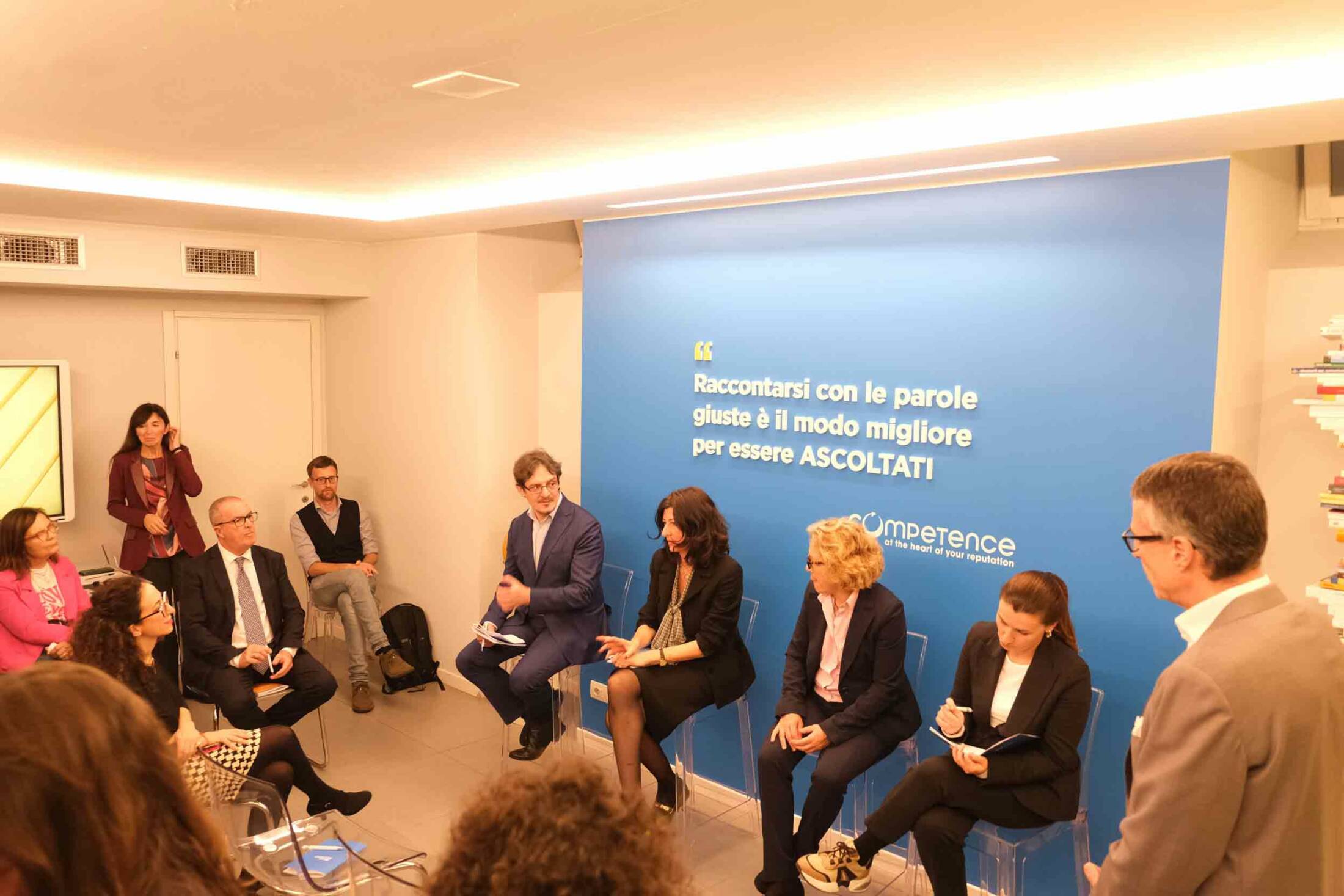 Mismatch lavoro: analisi di cause, effetti e soluzioni per contrastare disingaggio e squilibrio domanda-offerta.